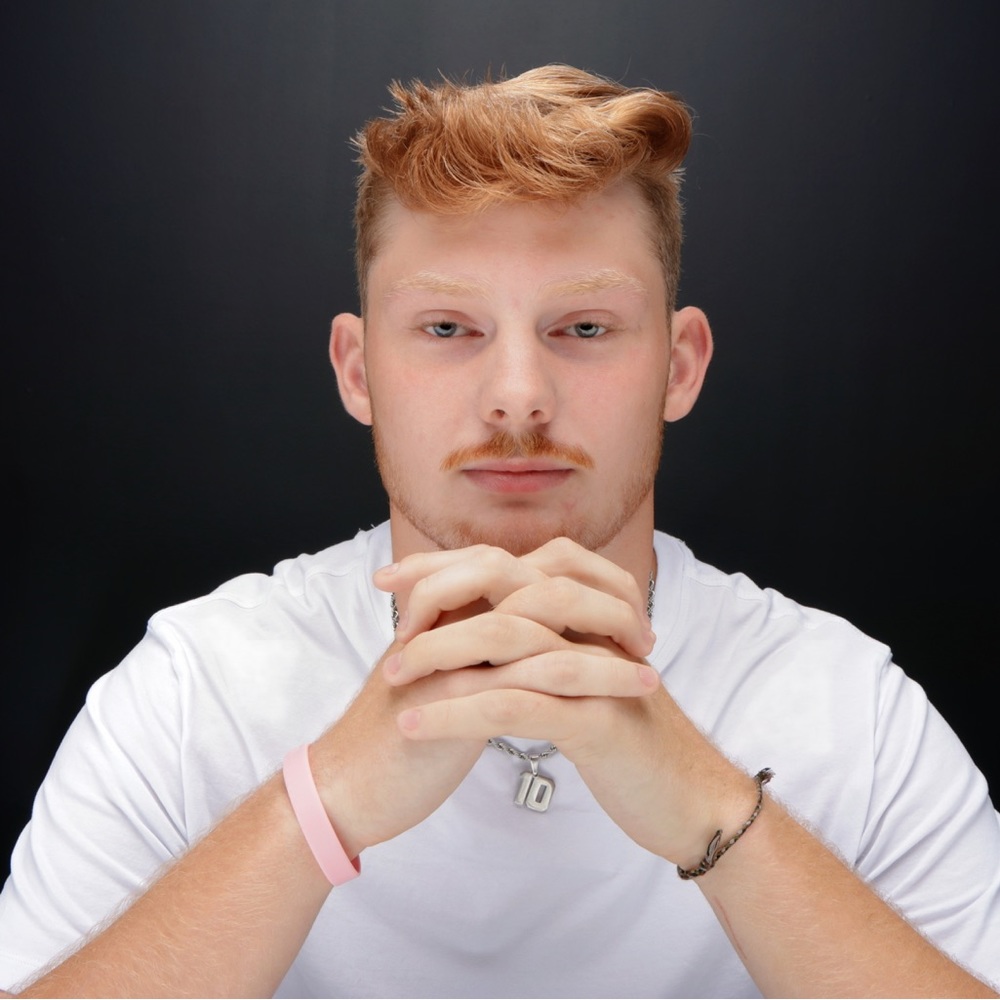 Meet your Posher, Garrett